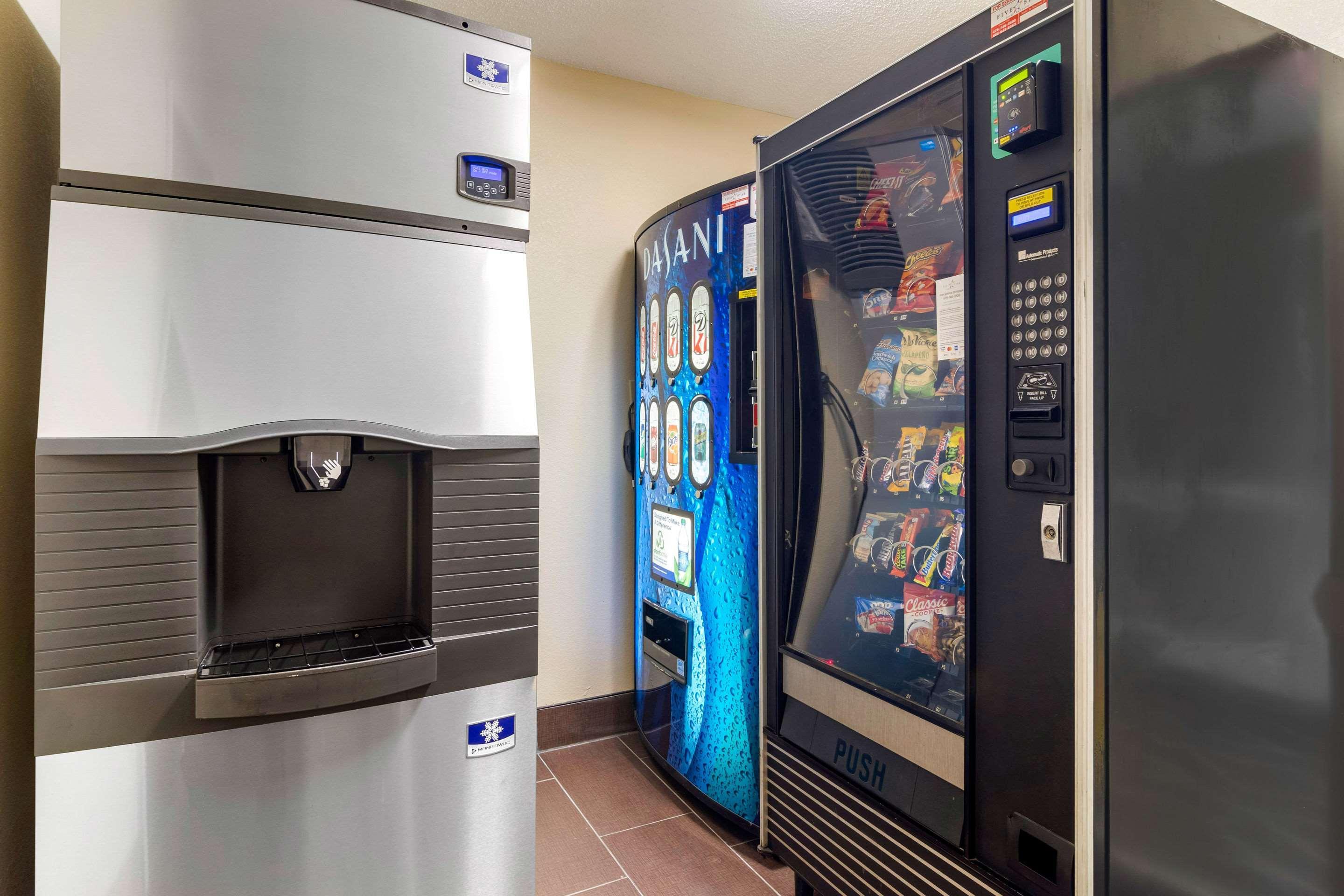 Comfort Inn & Suites Macon North I-75 Dış mekan fotoğraf