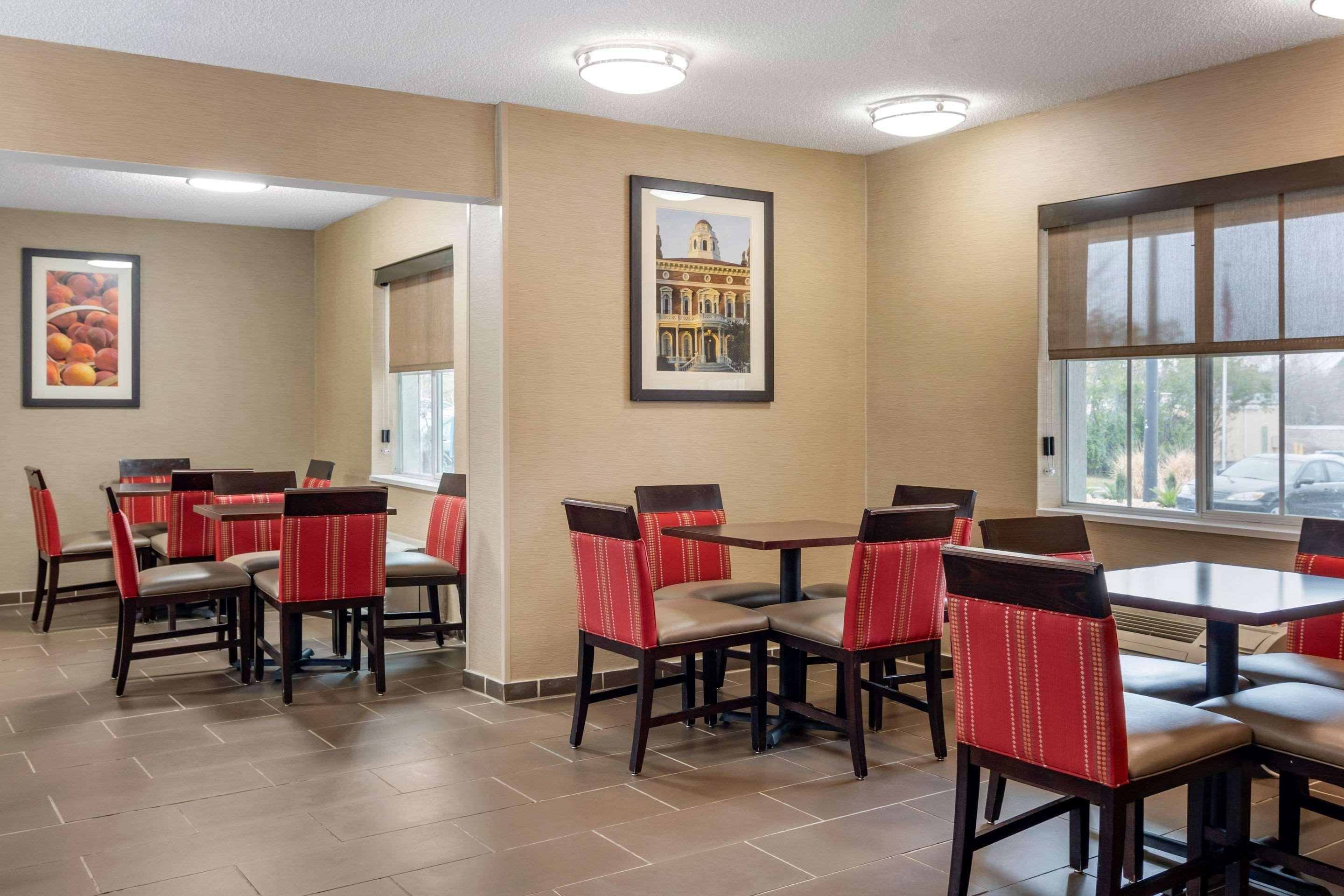 Comfort Inn & Suites Macon North I-75 Dış mekan fotoğraf