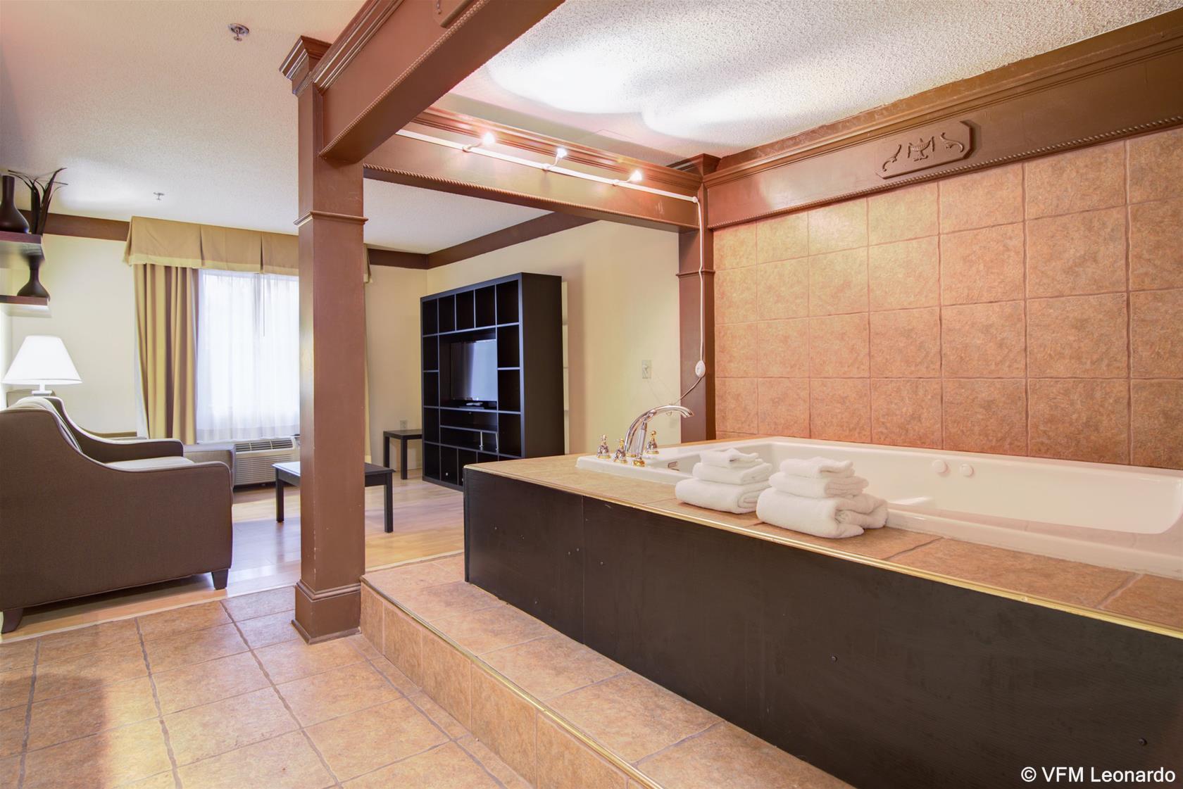 Comfort Inn & Suites Macon North I-75 Dış mekan fotoğraf